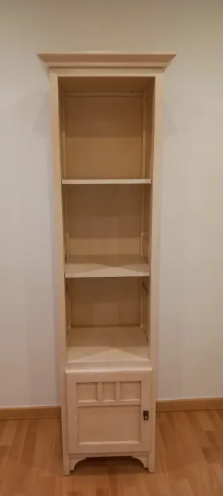 3 Muebles y estanterias de comedor de madera