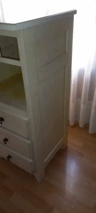 3 Muebles y estanterias de comedor de madera