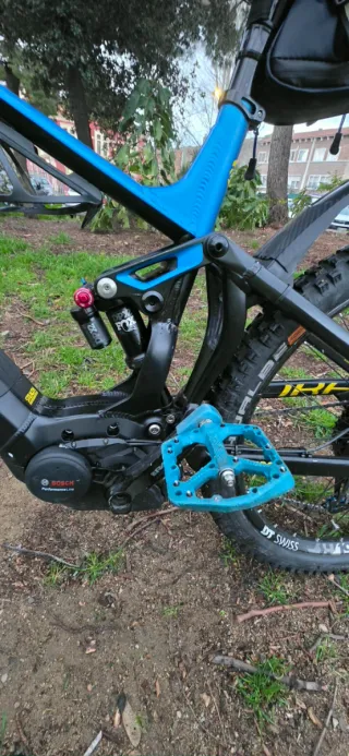 Se vende Bicicleta Eléctrica Mondraker Crafty R