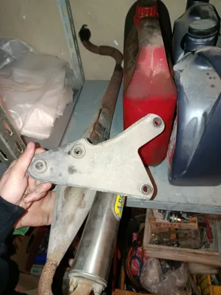 Escape Arrow Aprilia SR