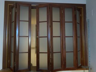 Puertas de pasa platos con cristal