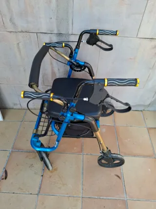 Andador KMINA plegable para adultos