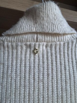 Vestido Guess punto cuello alto crema Talla XS