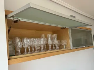 Vitrina Roble Doble Cristal Traslúcido