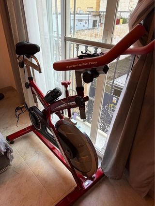 Bicicleta Spinning BH Sprint Bike Two Roja.