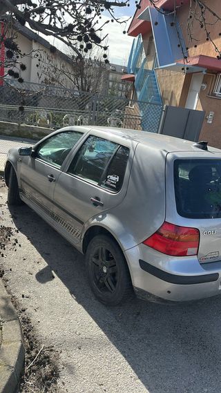 Volkswagen Golf 2002