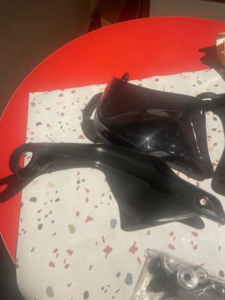 Guardamanos CF Moto Negro