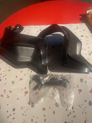 Guardamanos CF Moto Negro