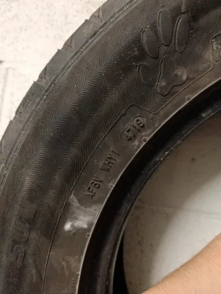 4 Neumático 215/65 R16 98H