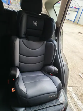 Silla coche Baby auto FIX util de 3 a 12 años