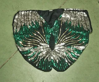 Blusa seda bordada lentejuelas y pedrería