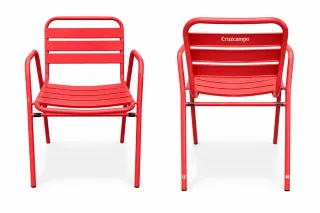 Sillas de bar metálicas rojas