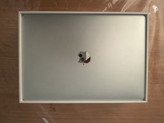 MacBook Air 13 M1 8GB RAM 256GB SSD Plata