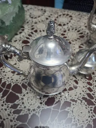 Juego Cafetera y Tetera