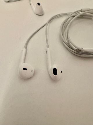 2 Auriculares iPhone Lightning Apple 2 unidades