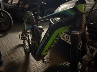 Bicicleta Eléctrica Giant Full-E perfecto estado