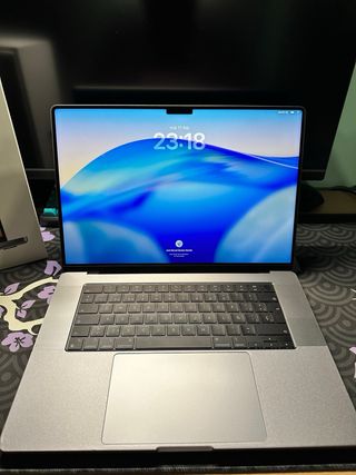 MacBook Pro 16 M1 Pro 16GB RAM 512GB SSD