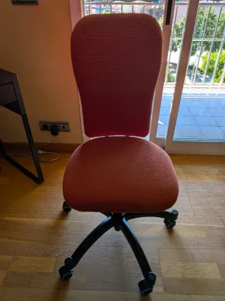 Silla Oficina Ikea Roja y Negra