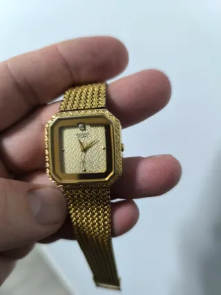 Reloj Orient Cuarzo.