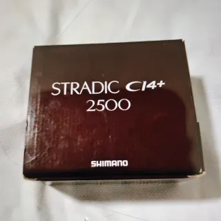Carrete Shimano Stradic C14+ 2500