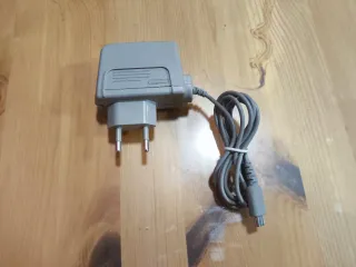 Cargador Nintendo DS Lite