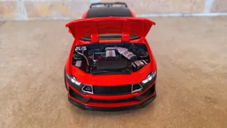 Ford Mustang Shelby GT a escala