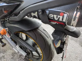 Yamaha FZS 600 Fazer Negra/Gris