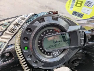 Yamaha FZS 600 Fazer Negra/Gris