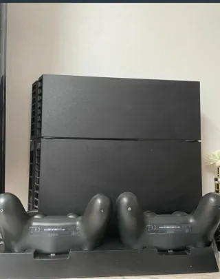 Consola Sony PS4 Negra