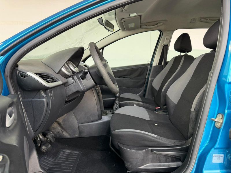 Peugeot 207 2008, foto 13
