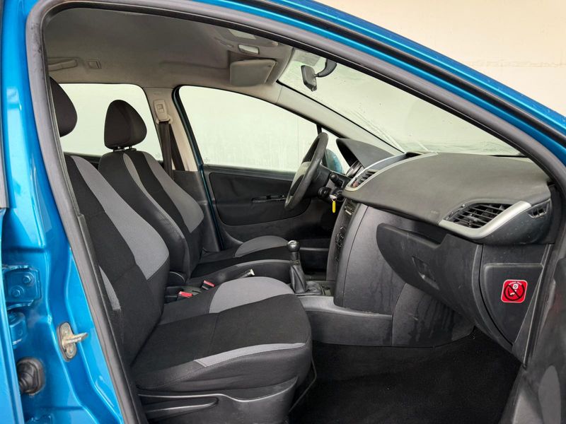 Peugeot 207 2008, foto 27