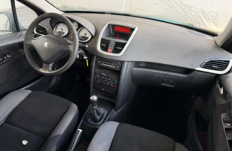 Peugeot 207 2008, foto 26
