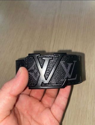 Cintura nera e grigia