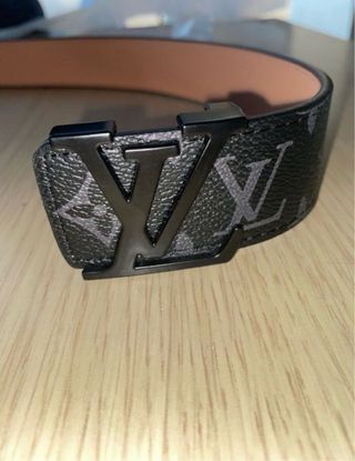 Cintura nera e grigia