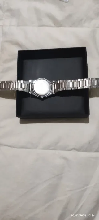 Reloj CURREN Plata y Blanco Nuevo