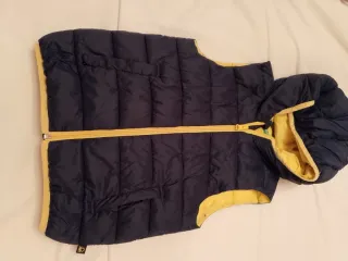 Chaleco Benetton Azul Marino y Amarillo
