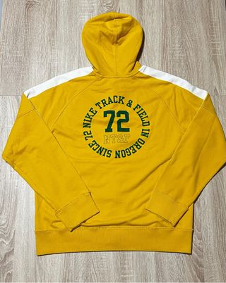 Sudadera Nike con capucha amarilla