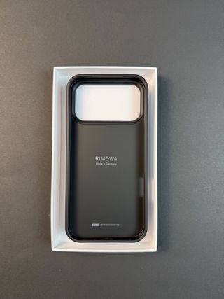 Funda Rimowa 17 Pro Max