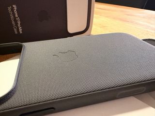 Cover TechWoven Apple iPhone 17 Pro Max Nero