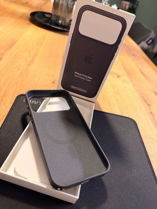 Cover TechWoven Apple iPhone 17 Pro Max Nero