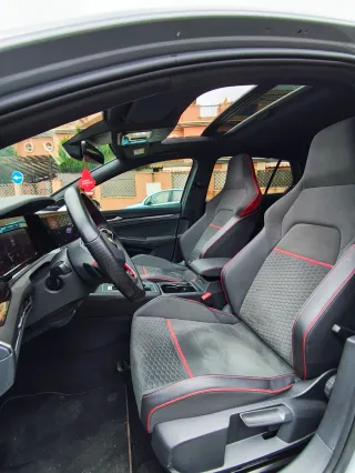 Volkswagen Golf 2021