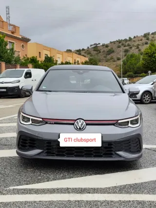 Volkswagen Golf 2021