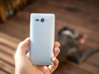 Sony Xperia XZ2 Compact verde césped