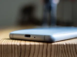 Sony Xperia XZ2 Compact verde césped