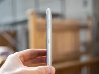 Sony Xperia XZ2 Compact verde césped