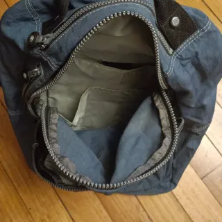 Mochila Kipling azul marino