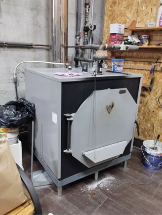 Caldera de leña Ferroli