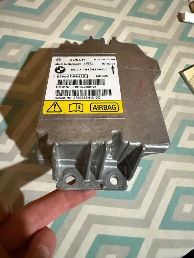 Centralita Airbag BMW E90 E91 E92 E82 E83 Bosch