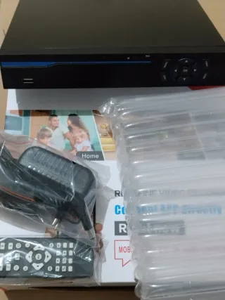 DVR 8 canali Internet DVR/NVR Series