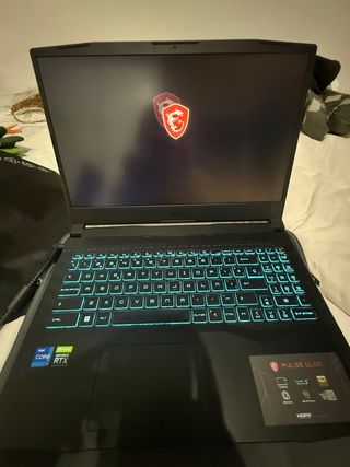 Portátil MSI Pulse GL66 12UEK + ACCESORIOS*